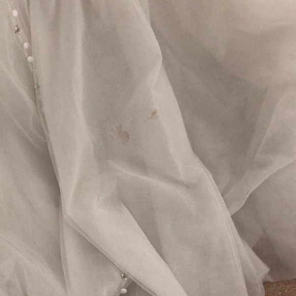 Allure Bridals C244 Used Wedding Gown - Picture 7 of 8